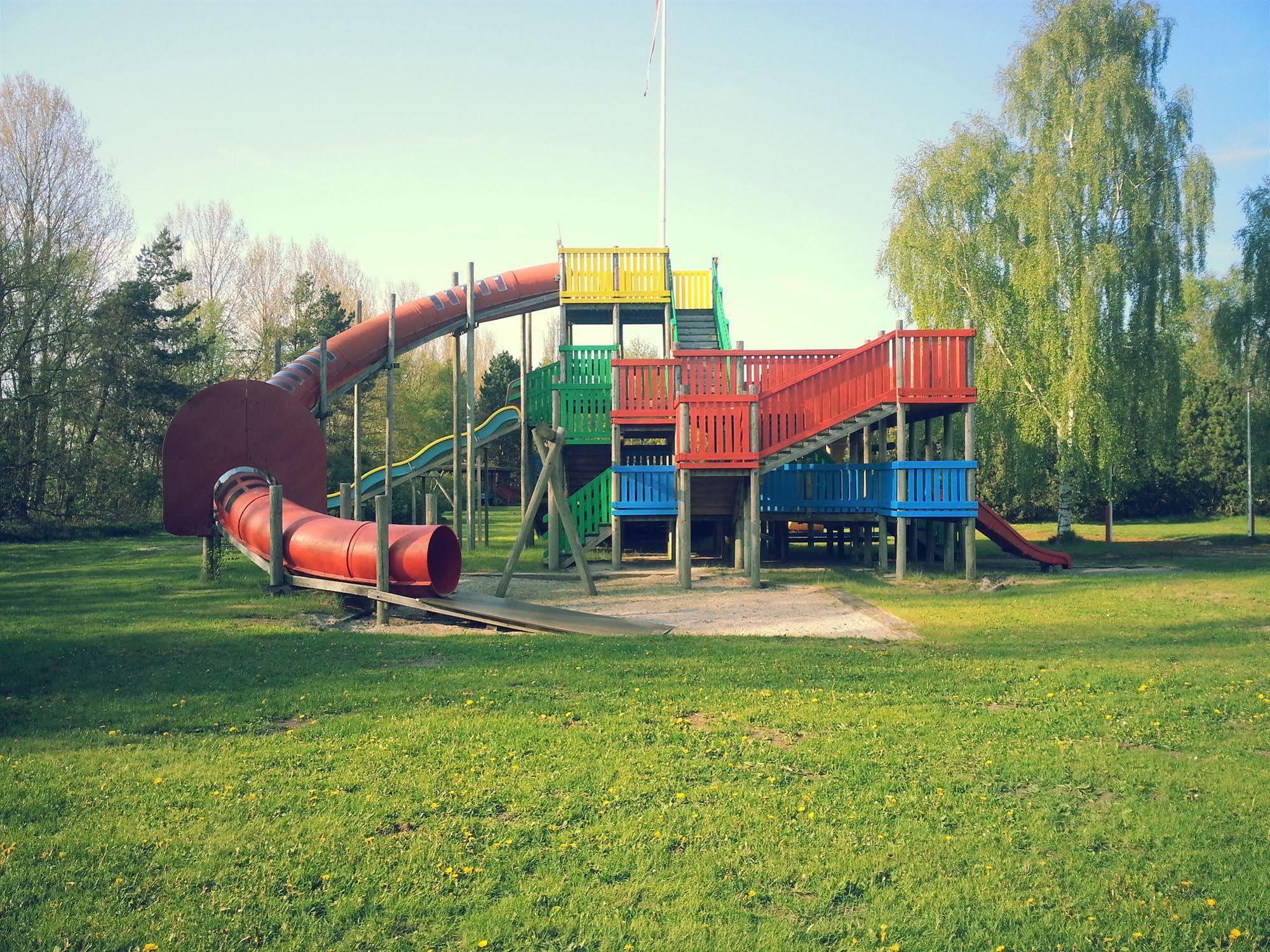 Marielyst Feriepark & Camping Boto By Экстерьер фото